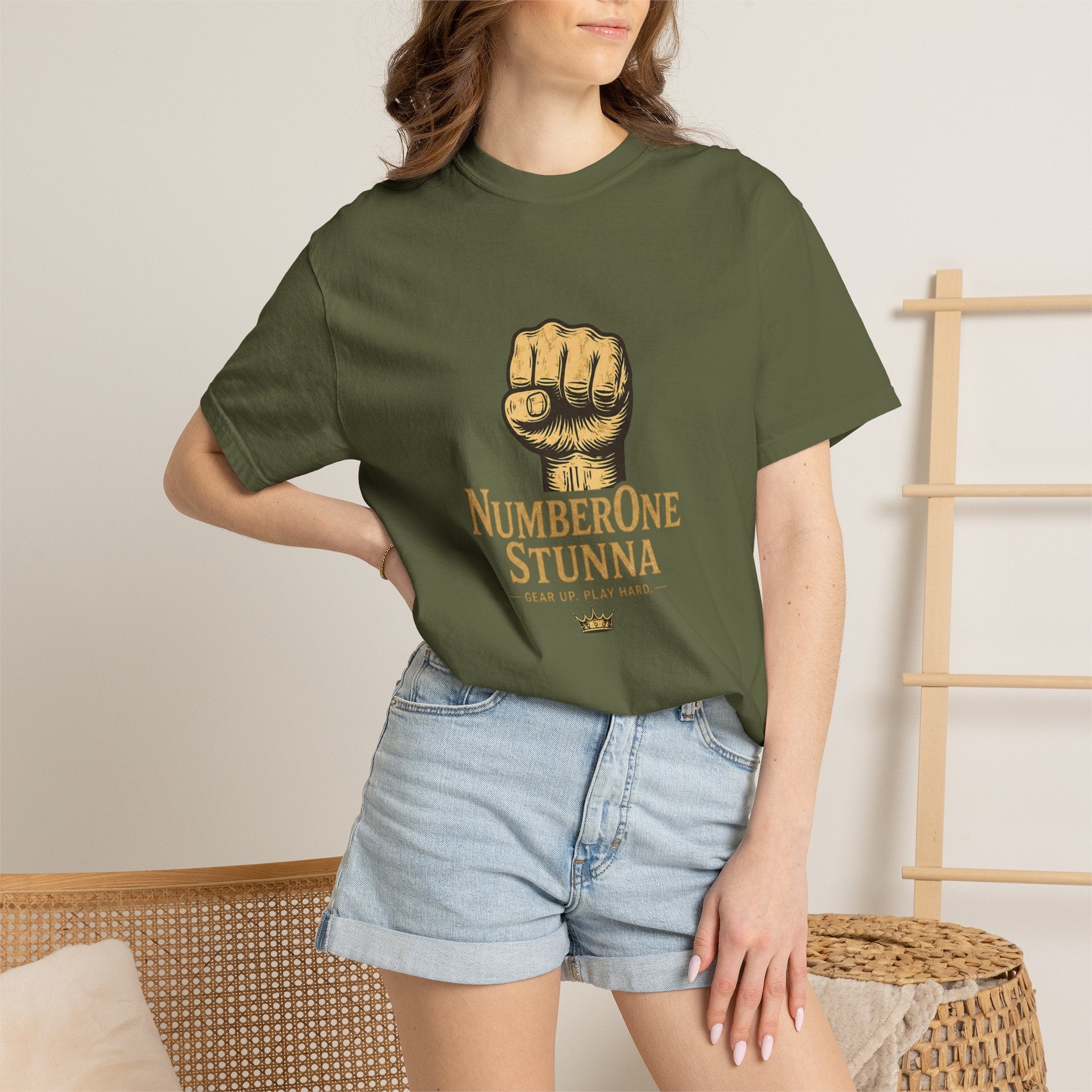 NumberOne Stunna fist graphic T-shirt | vintage gold crest tee