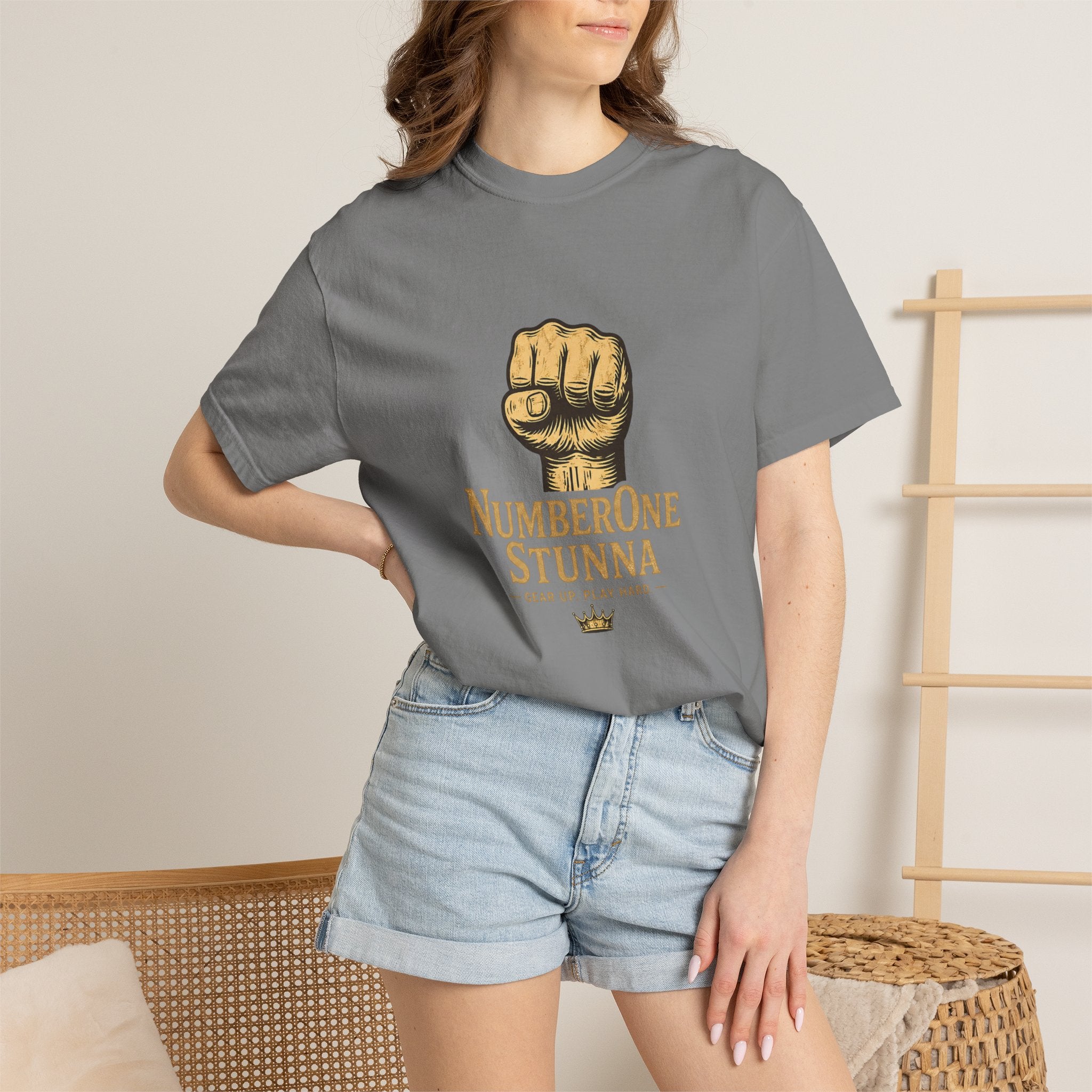 NumberOne Stunna fist graphic T-shirt | vintage gold crest tee